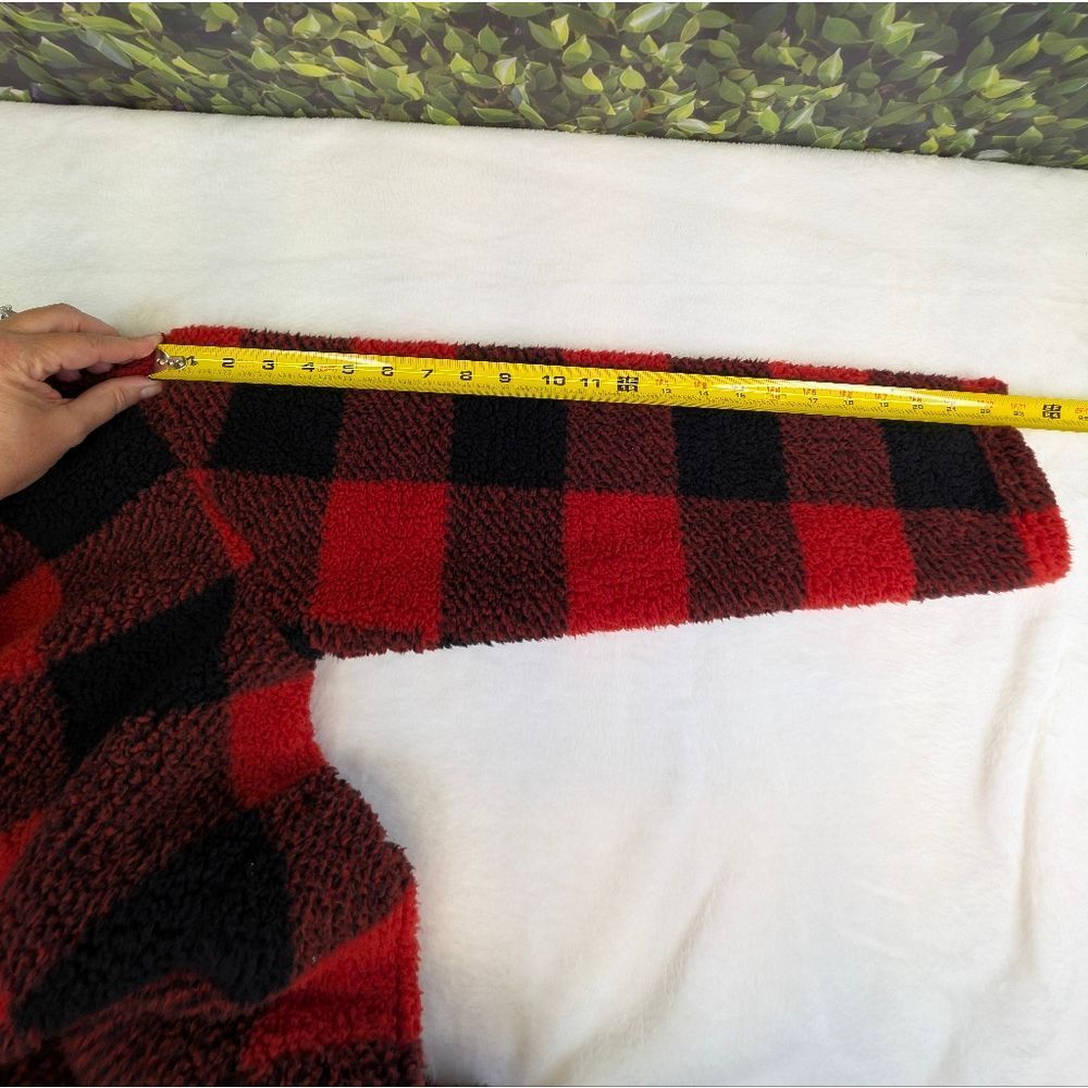 Koolaburra by UGG Buffalo Check Brushed Back Sherpa Pullover - Picture 10 of 12